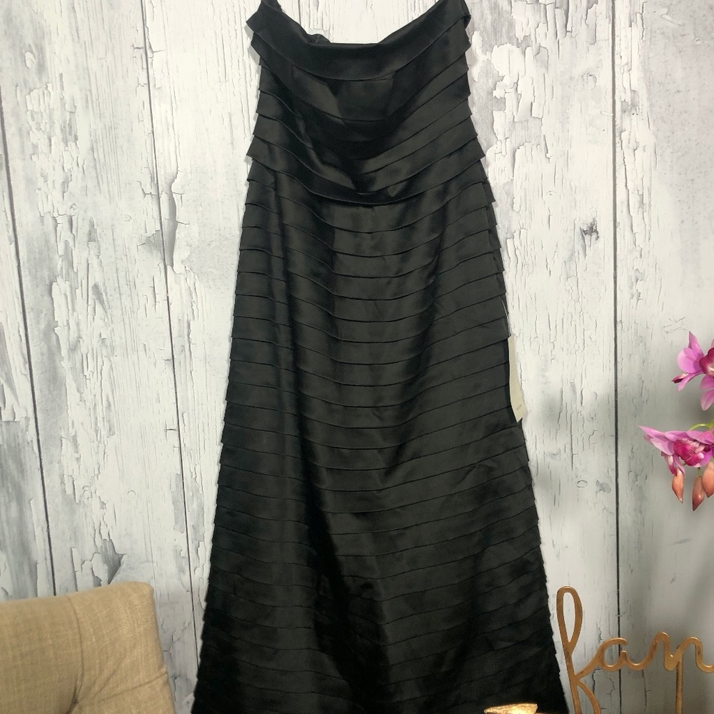 Sutton Studio Black Strapless Formal Dress Sz 12 P